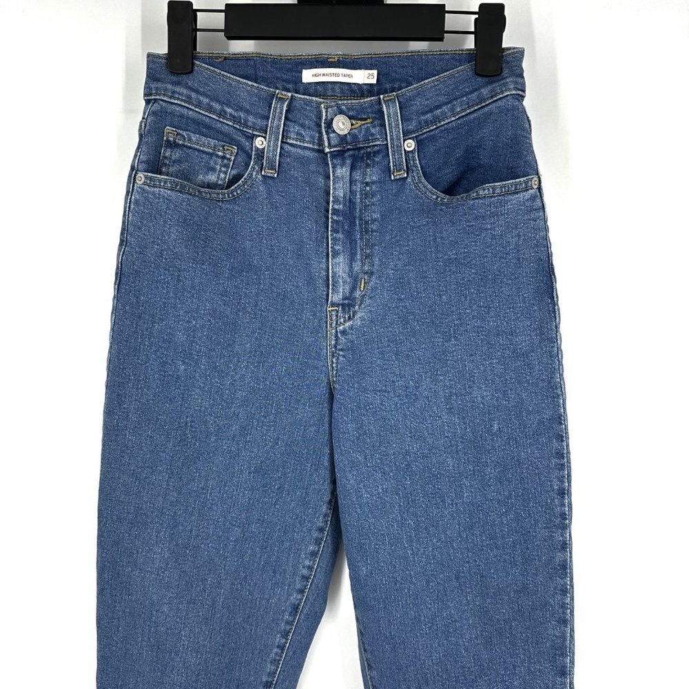 Levi's High Waisted Taper Mom Jeans Midwash Blue Size 25 - Picture 4 of 11